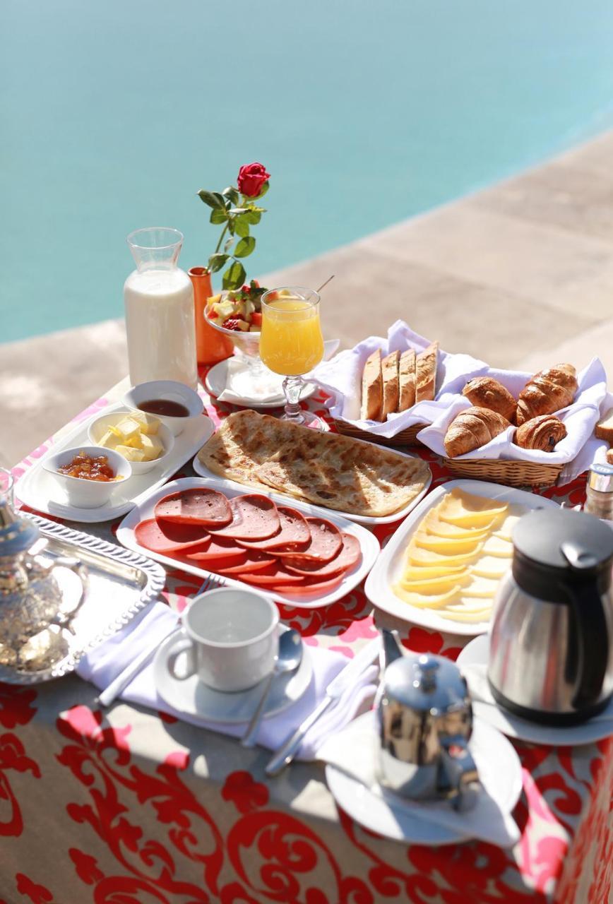 Kenzi Club Agdal Medina Ξενοδοχείο Lahebichate Εξωτερικό φωτογραφία A typical breakfast