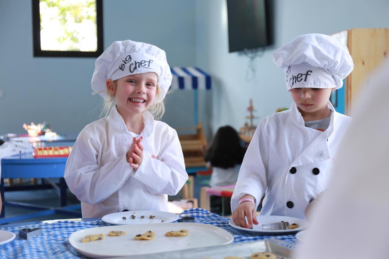Kenzi Club Agdal Medina Ξενοδοχείο Lahebichate Εξωτερικό φωτογραφία Children at the Junior Chef Academy